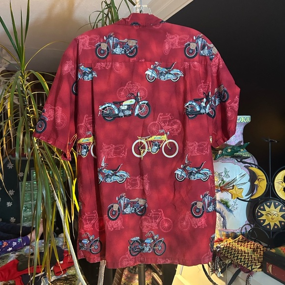 Halekulani Hawaii Red Motorcycle Pattern Men's Shirt XL - Picture 3 of 11